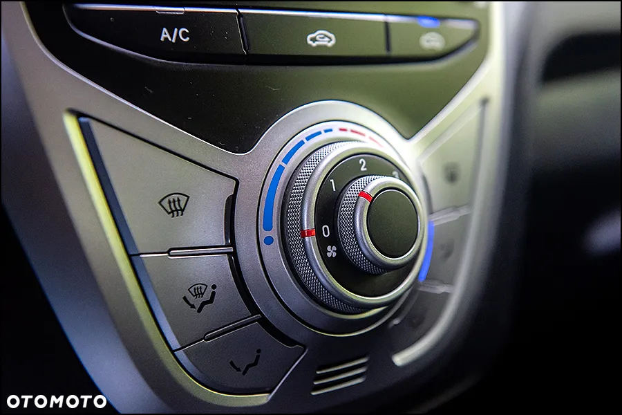Hyundai ix20 - 26