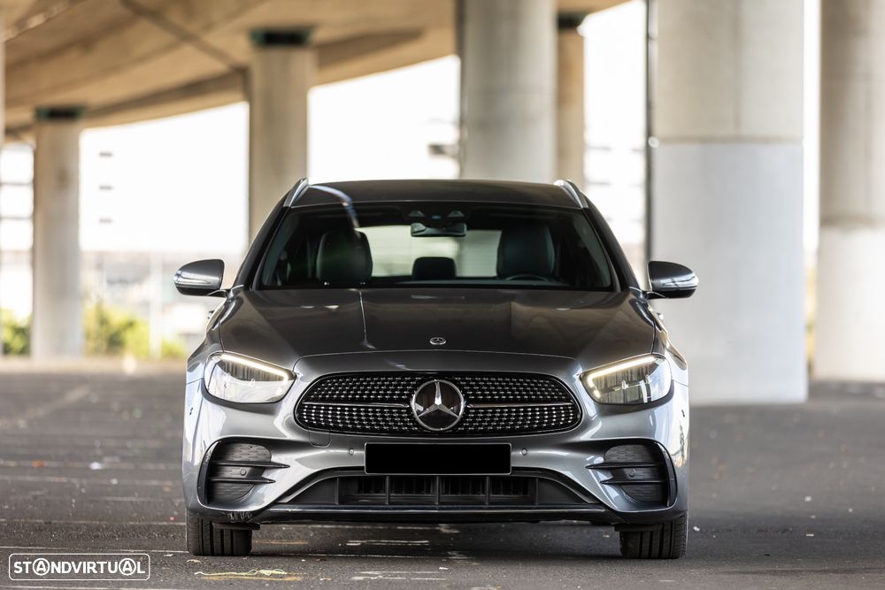 Mercedes-Benz E 220 d 4Matic T 9G-TRONIC AMG Line - 4