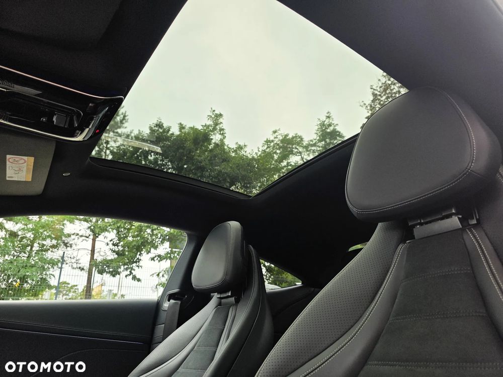 Mercedes-Benz CLE 300 4Matic 9G-TRONIC Edition AMG Line - 36