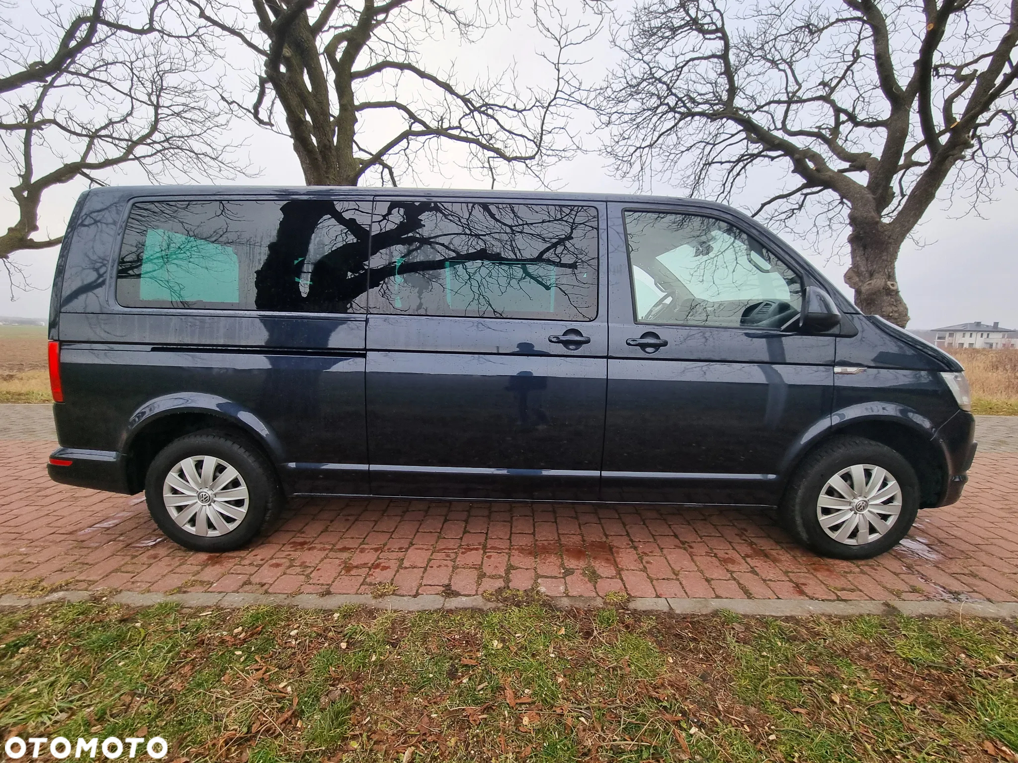 Volkswagen Caravelle 2.0 TDI L2 Highline - 26