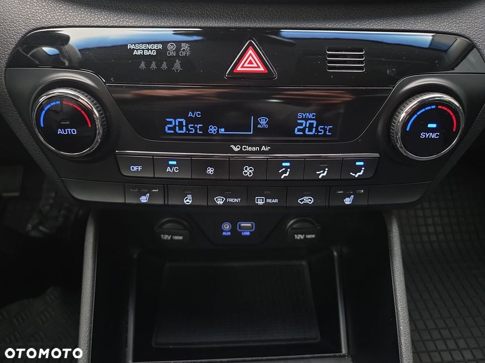 Hyundai Tucson 2.0 CRDI BlueDrive Style 2WD - 13