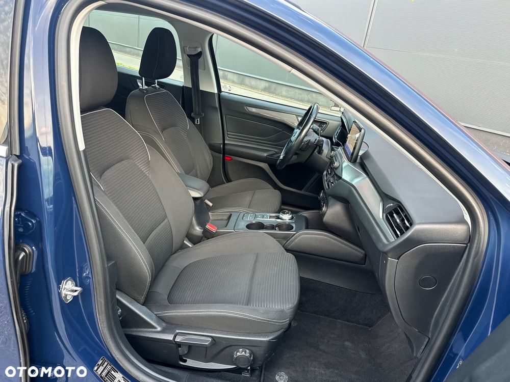 Ford Focus SW 1.5 EcoBlue Titanium - 8