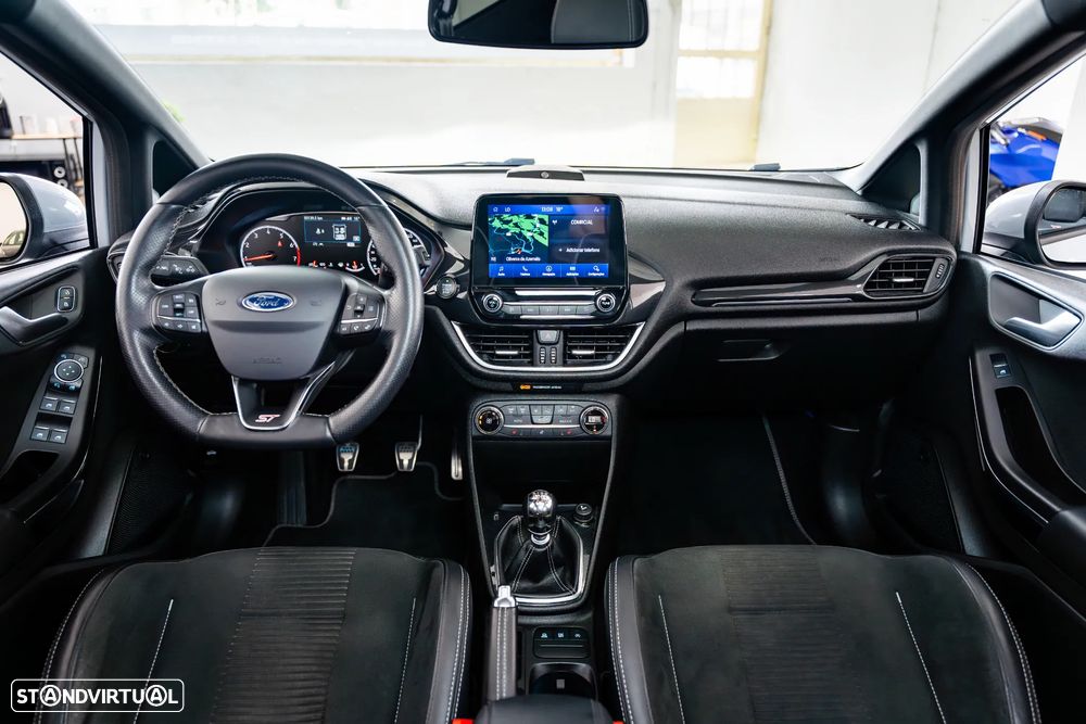 Ford Fiesta 1.5 EcoBoost ST - 9