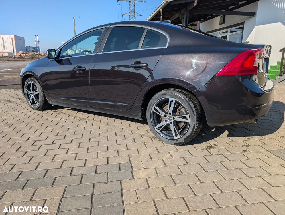 Volvo S60 D3 Start-Stop Momentum - 2