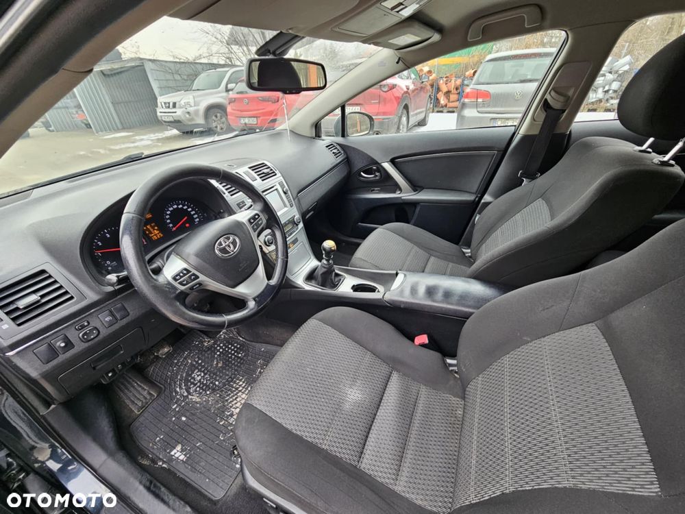 Toyota Avensis 2.0 D-4D Premium - 6