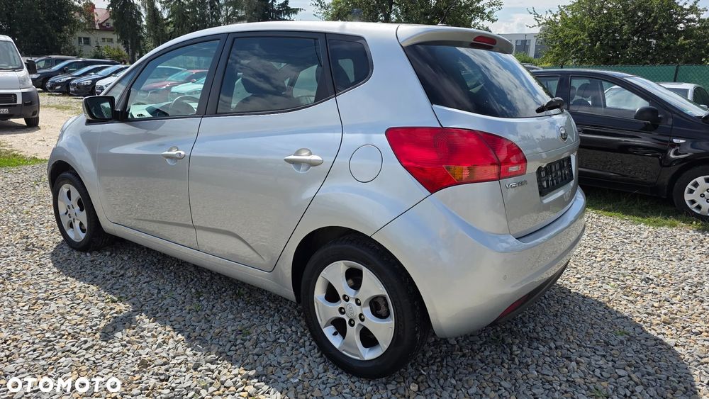 Kia Venga 1.4 CVVT Titanium Collection - 3