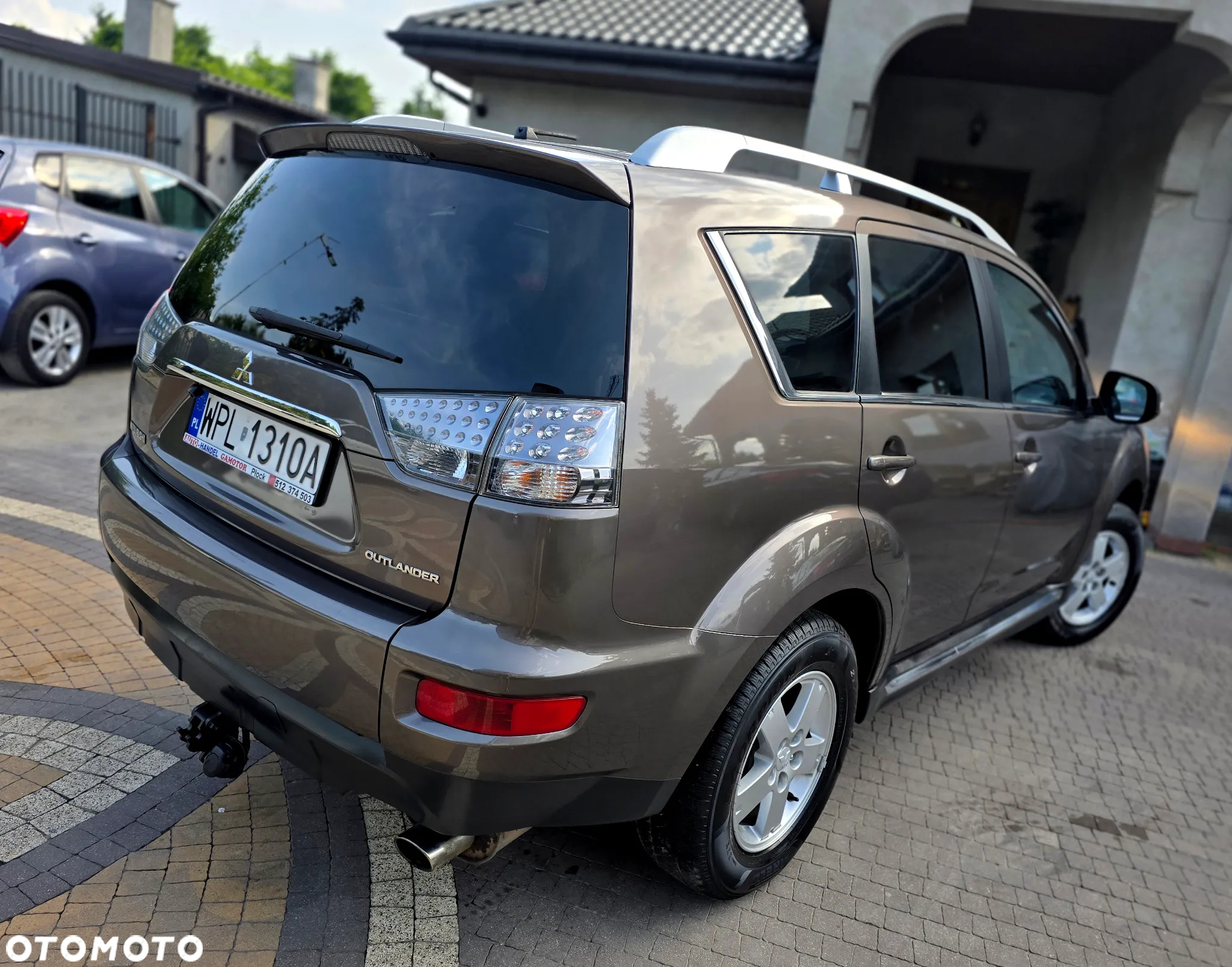 Mitsubishi Outlander - 7