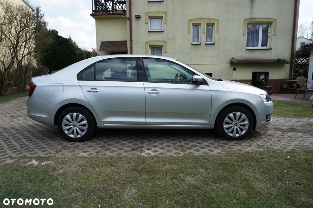 Skoda RAPID Spb 1.0 TSI Ambition - 2