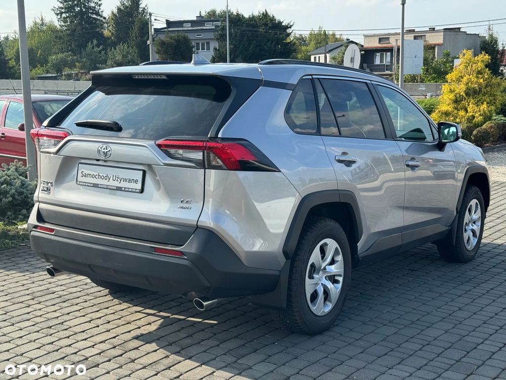 Toyota RAV4 - 5
