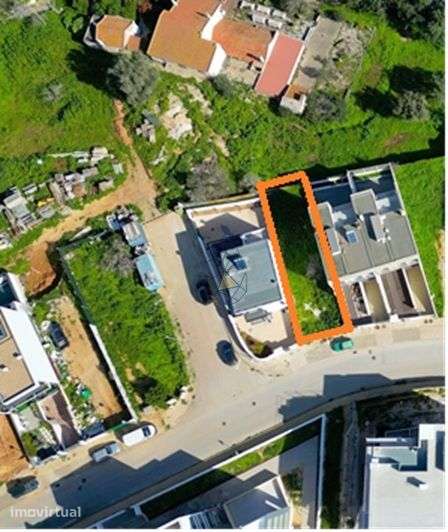Linda moradia em banda em construção para venda na área de Sesmarias, - Grande imagem: 2/30