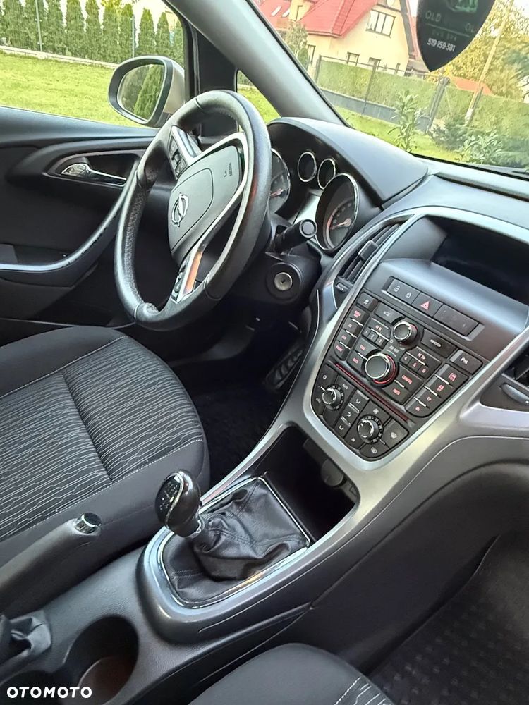 Opel Astra - 11