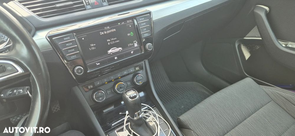 Skoda Superb 2.0 TDI DSG 4X4 Sportline - 3