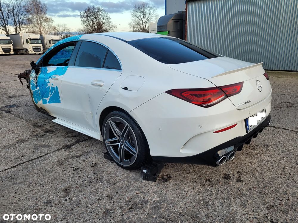 Mercedes-Benz CLA - 10