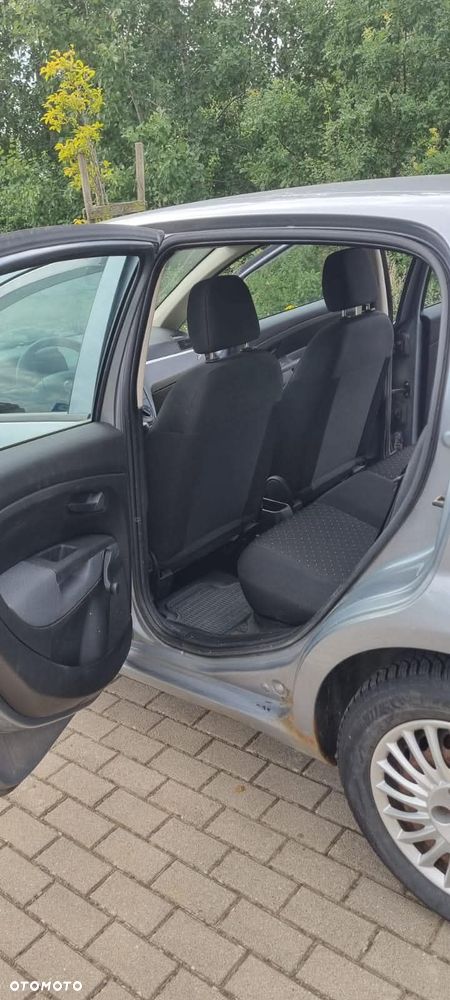 Fiat Punto - 13
