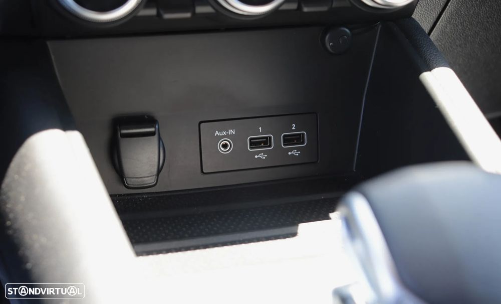 Renault Captur 1.6 E-Tech Plug-In Intens - 23