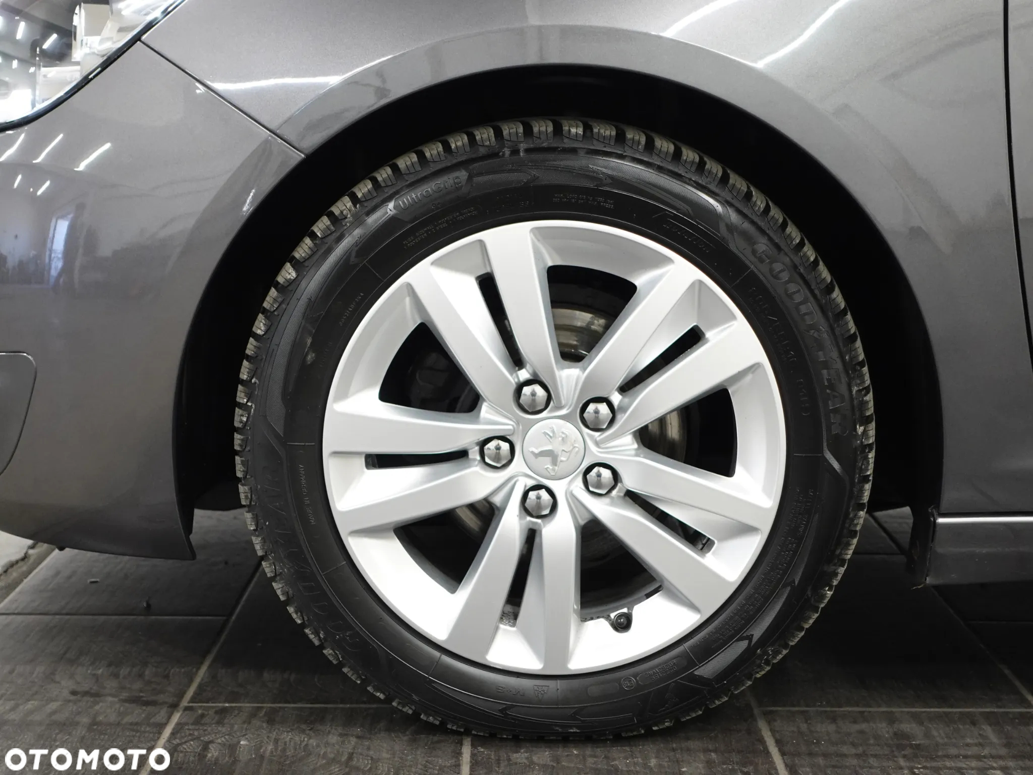 Peugeot 308 1.6 BlueHDi Style S&S - 18
