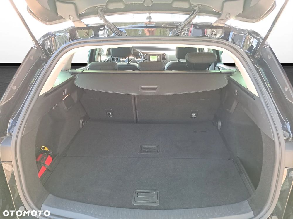Renault Megane 1.3 TCe FAP Zen - 12