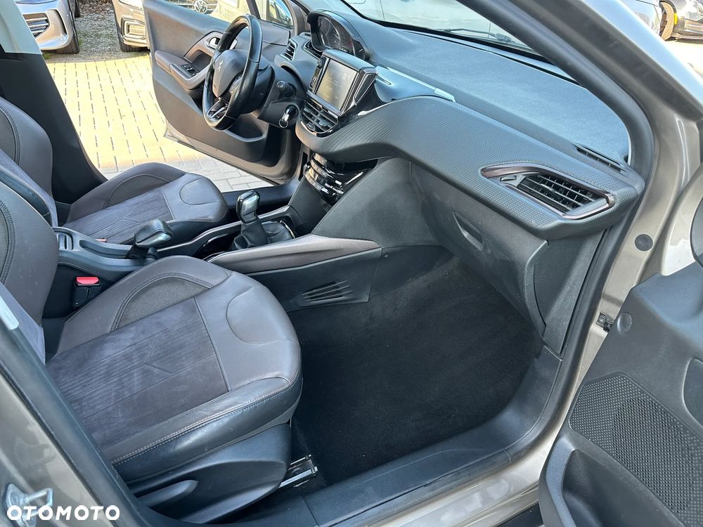 Peugeot 2008 - 23