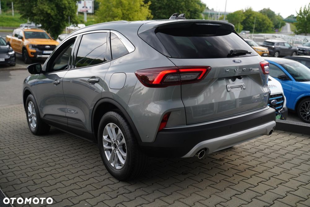 Ford Kuga 2.5 FHEV FWD Titanium - 6