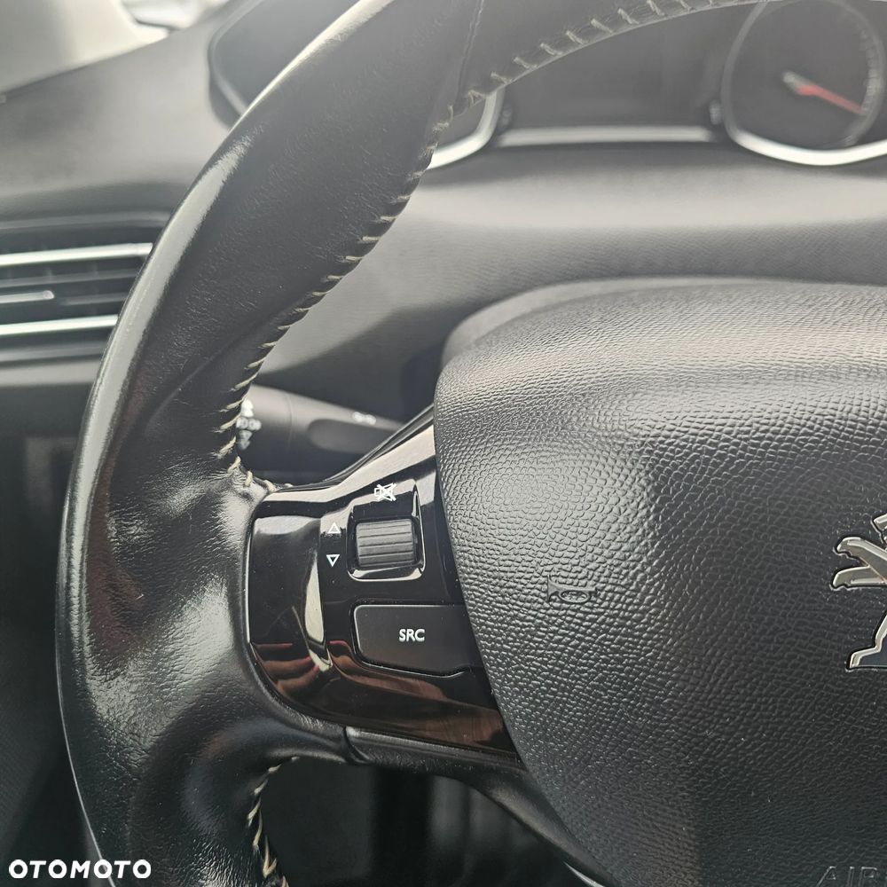 Peugeot 308 - 17