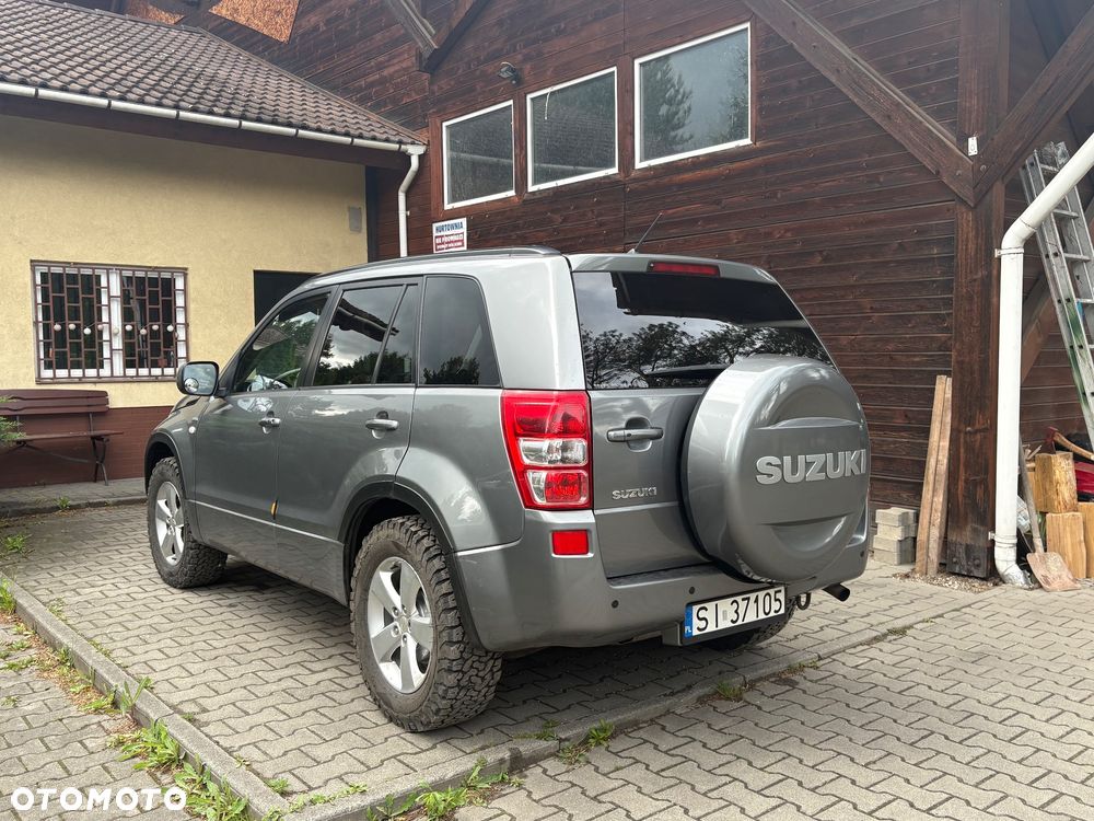 Suzuki Grand Vitara 1.9 DDiS Premium EU5 - 3