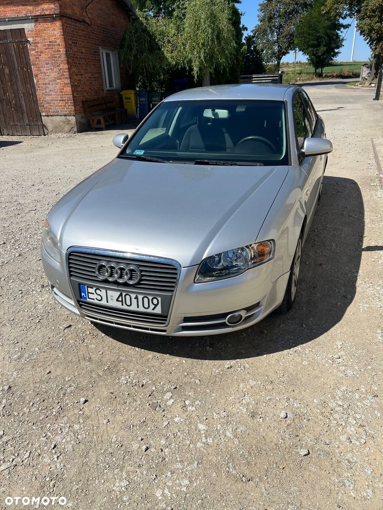 Audi A4 Limousine - 2