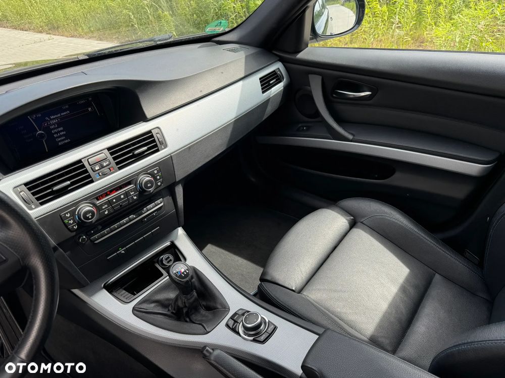 BMW Seria 3 335i - 10