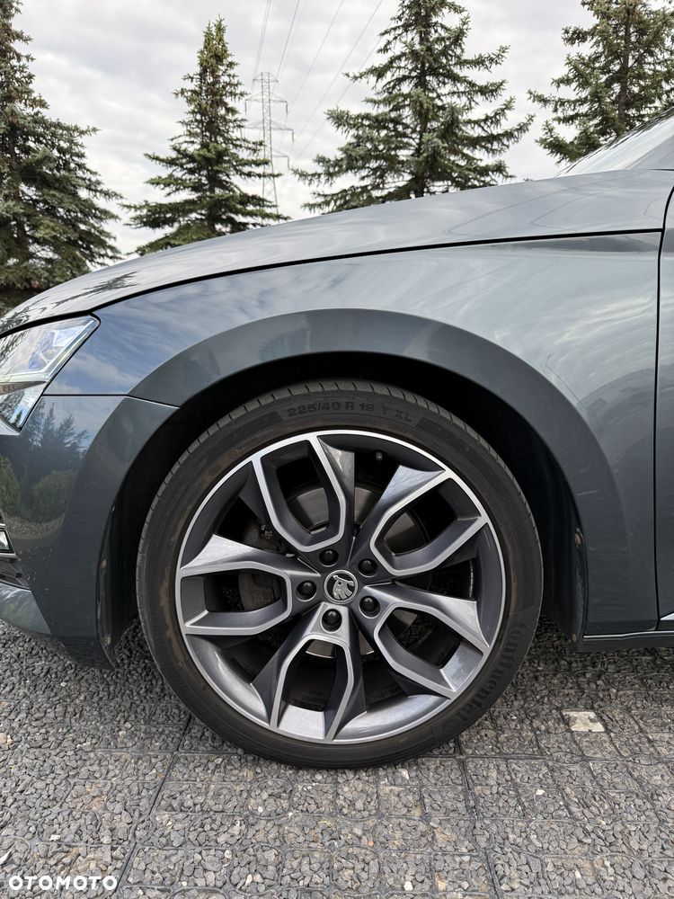 Skoda Superb 2.0 TDI SCR Style DSG - 17