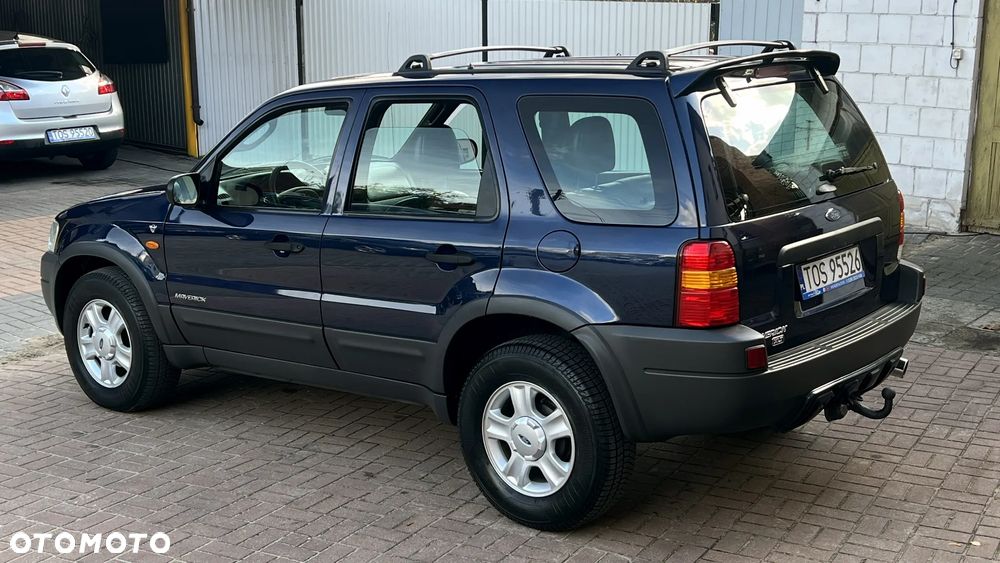 Ford Maverick 3.0 V6 Limited - 14