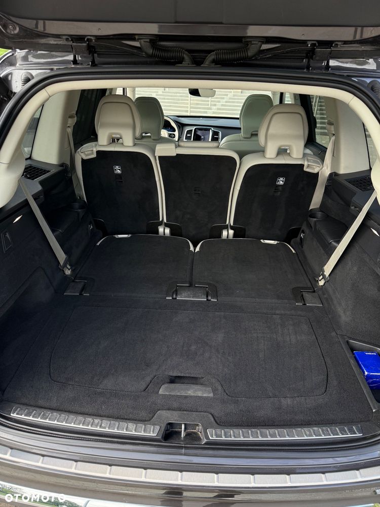 Volvo XC 90 - 24