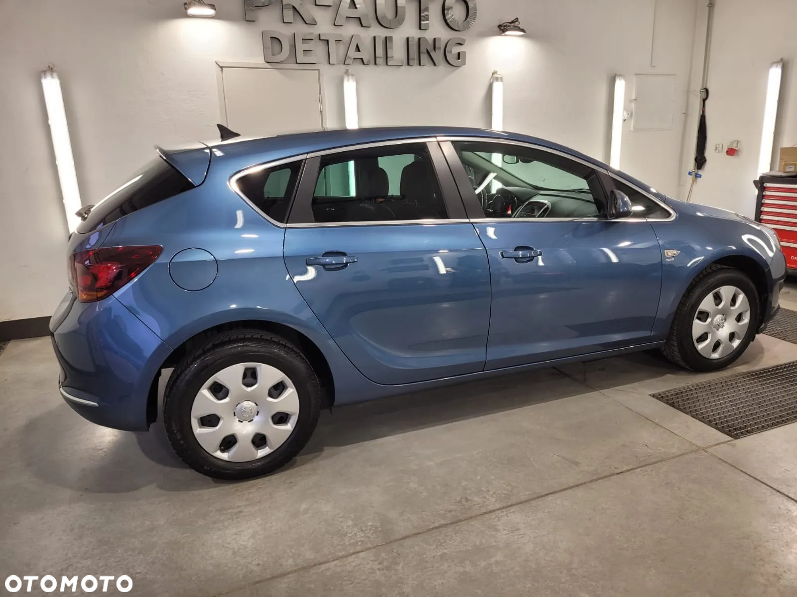 Opel Astra IV 1.4 T Cosmo S&S - 26