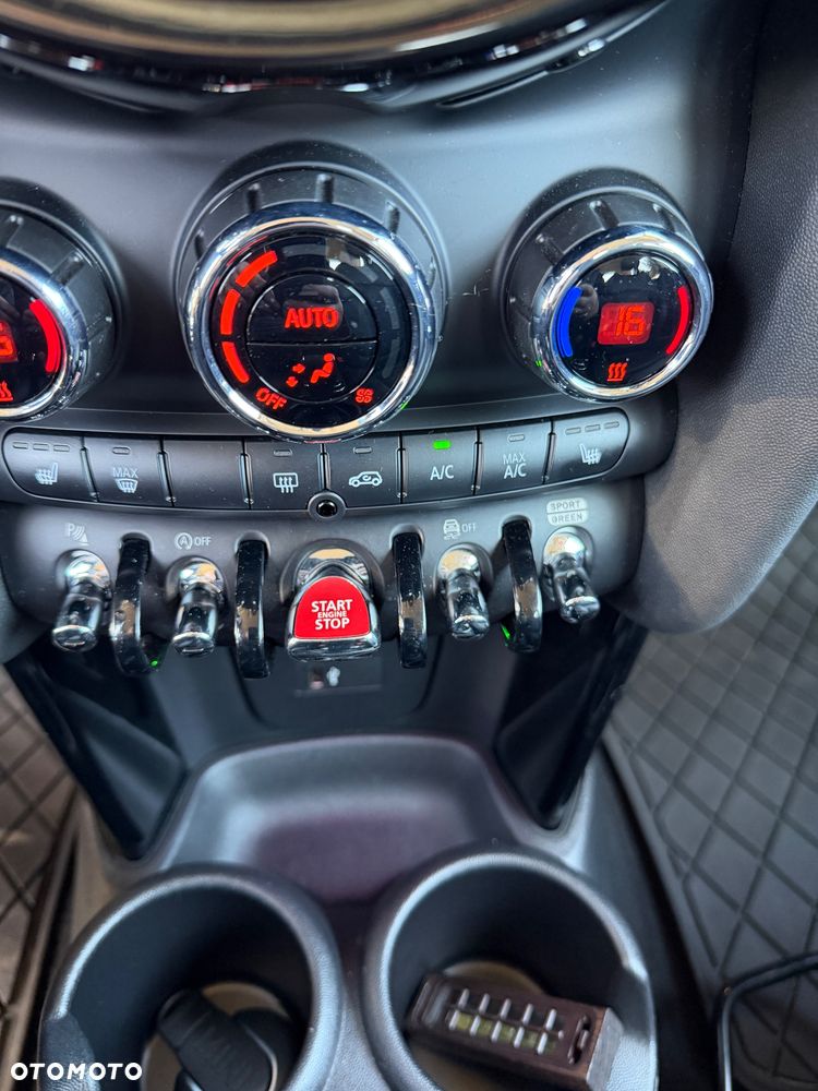 MINI Cooper Multitone Edition - 23