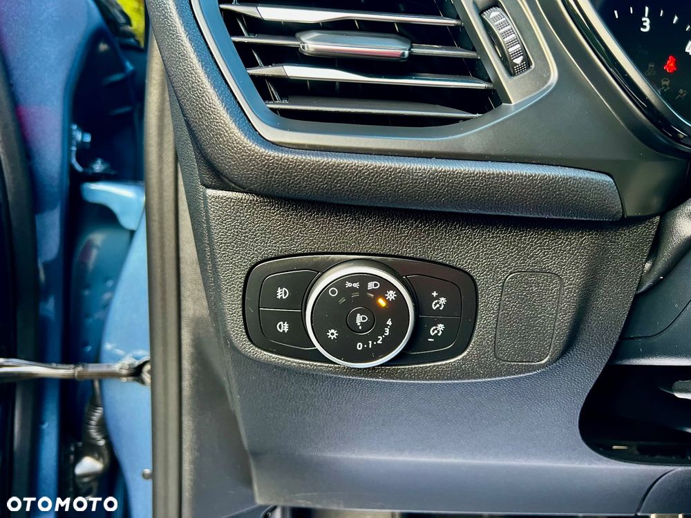 Ford Focus 1.5 EcoBlue Start-Stopp-System ST-LINE STYLE - 24