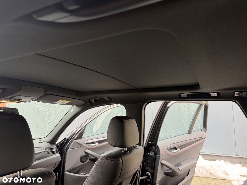 BMW X1 xDrive20d xLine - 15