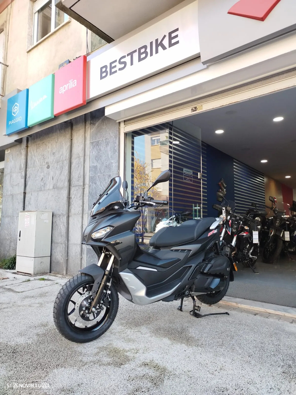 Aprilia SR  GT 125 CBS - Desde 60,30€ Mês