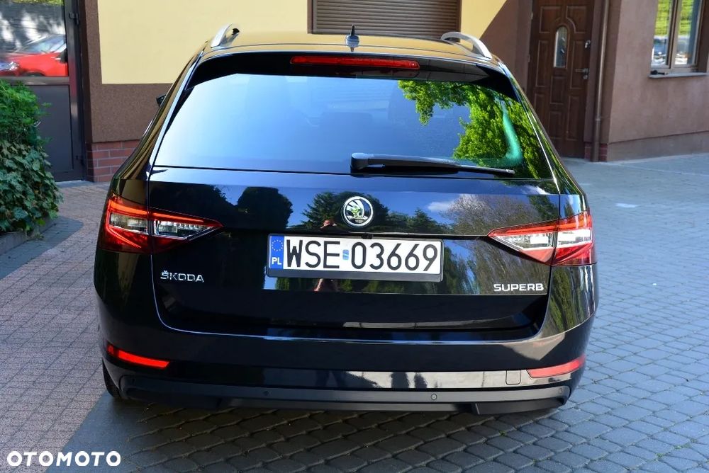 Skoda Superb 2.0 TDI DSG Style - 20