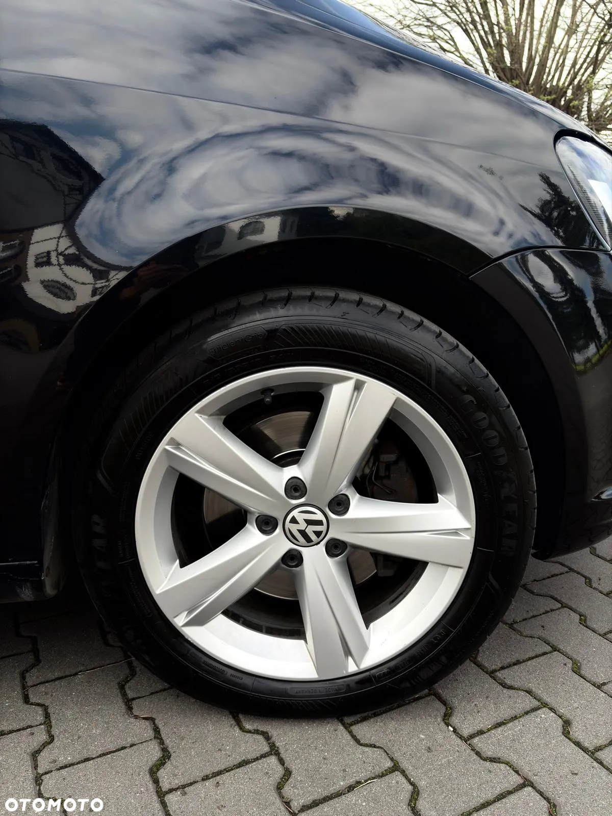 Volkswagen Touran 2.0 TDI DPF DSG Trendline - 9