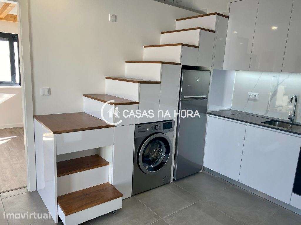 T1 + 1 Duplex na Vila Nova, com Logradouro e lugar de estacionamento - Grande imagem: 5/26