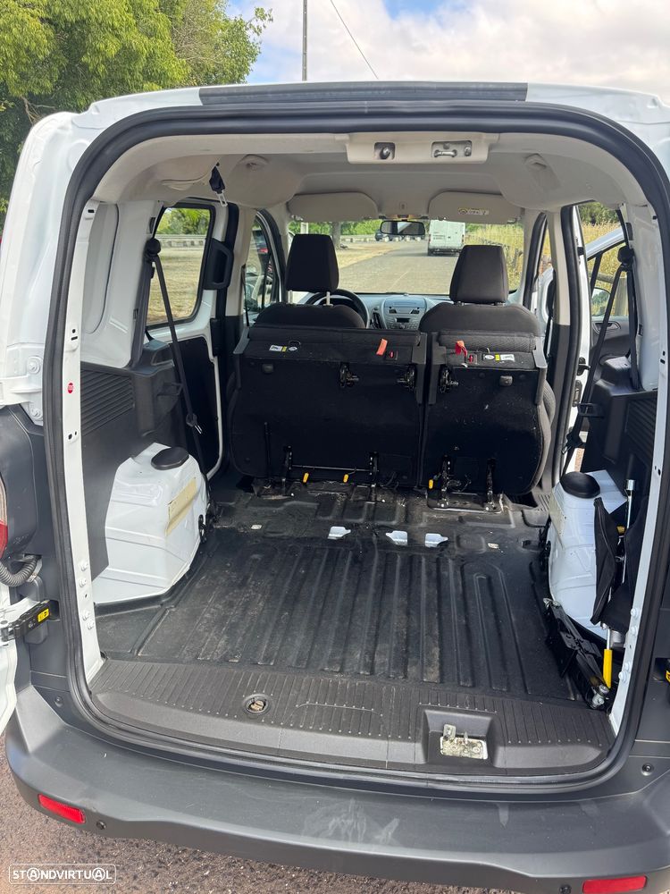 Ford Courier - 6