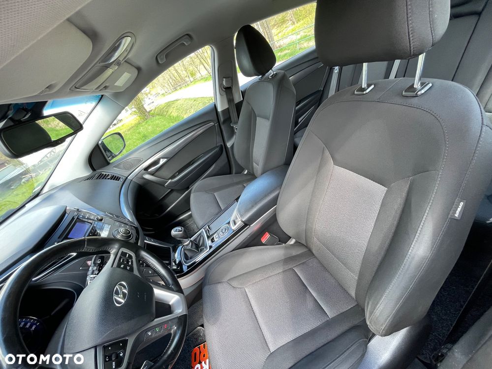 Hyundai i40 i40cw 1.7 CRDi Fifa World Cup Edition - 4