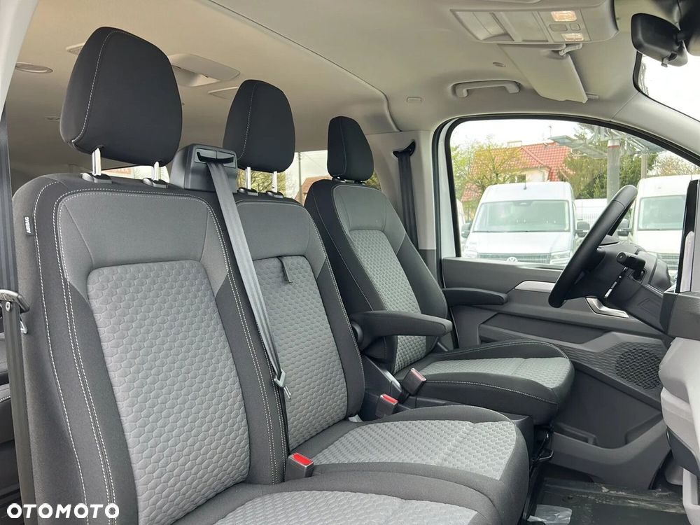 Volkswagen Caravelle - 15