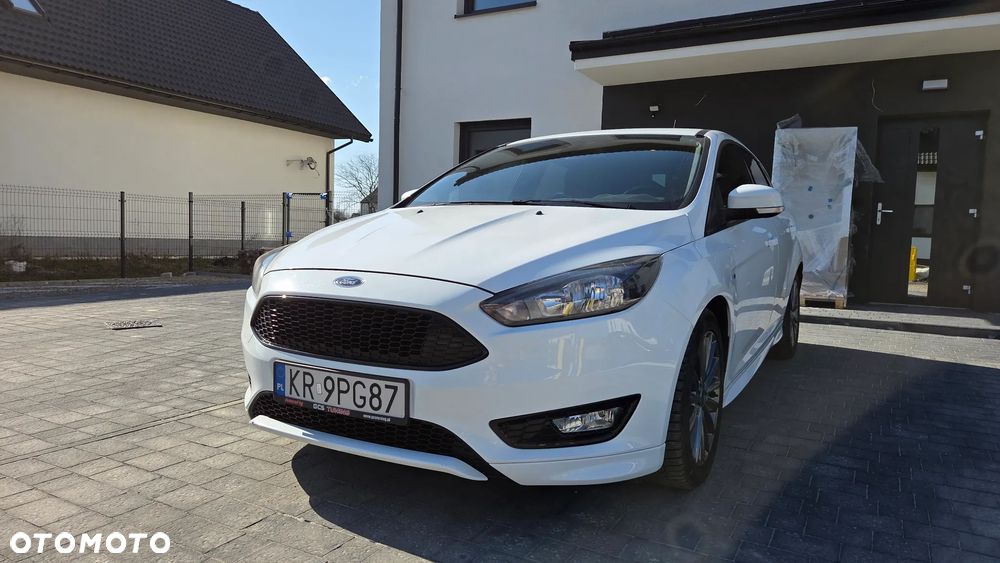 Ford Focus - 1