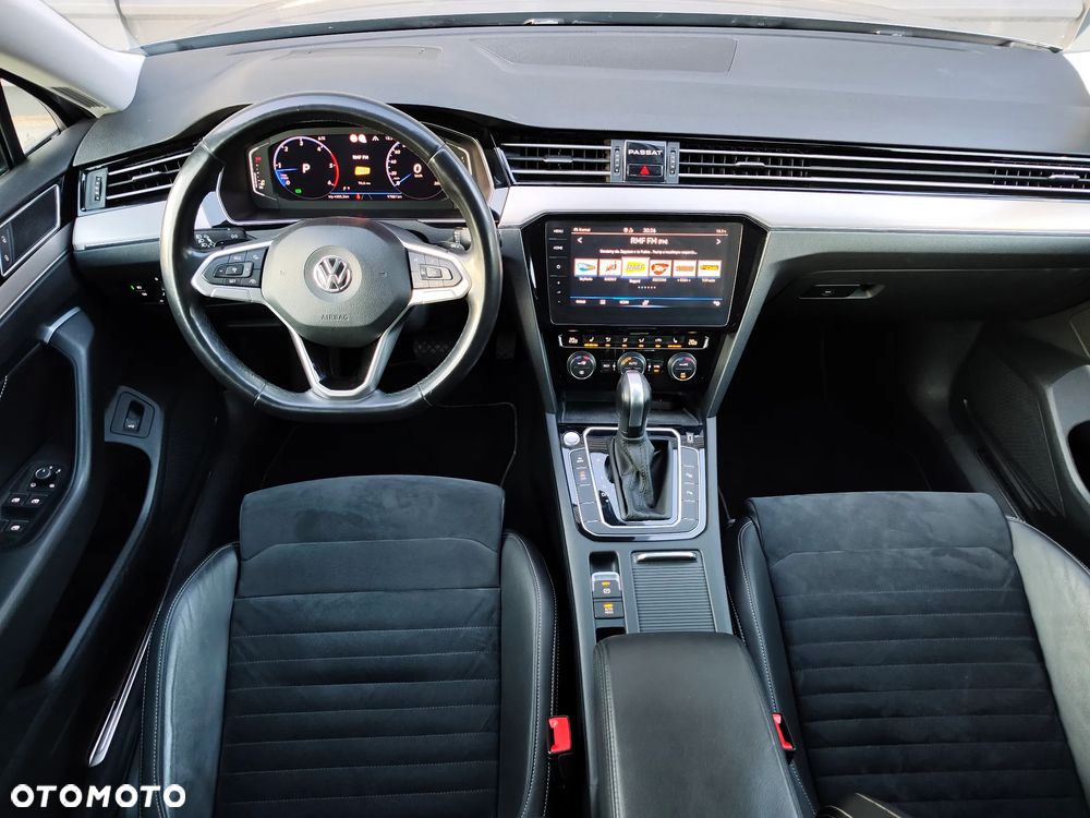 Volkswagen Passat 2.0 TDI Elegance DSG - 29