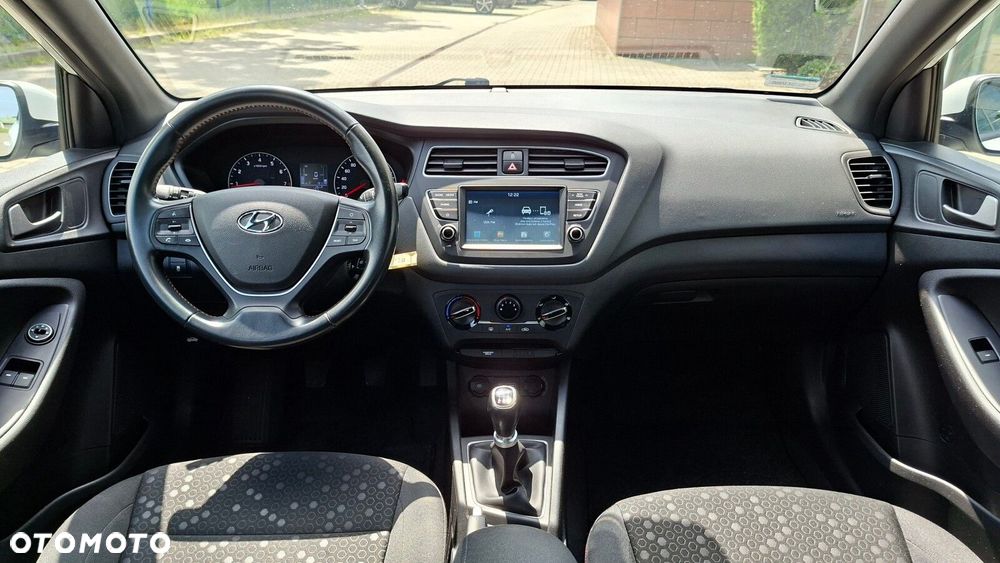 Hyundai i20 - 11
