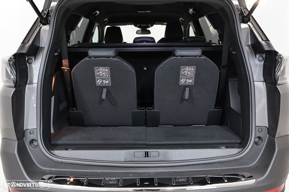 Peugeot 5008 1.2 PureTech Allure Pack EAT8 - 29