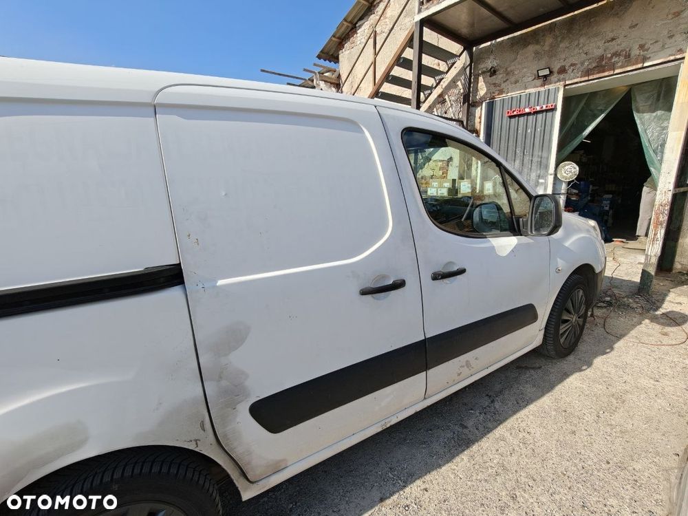Peugeot PARTNER - 17