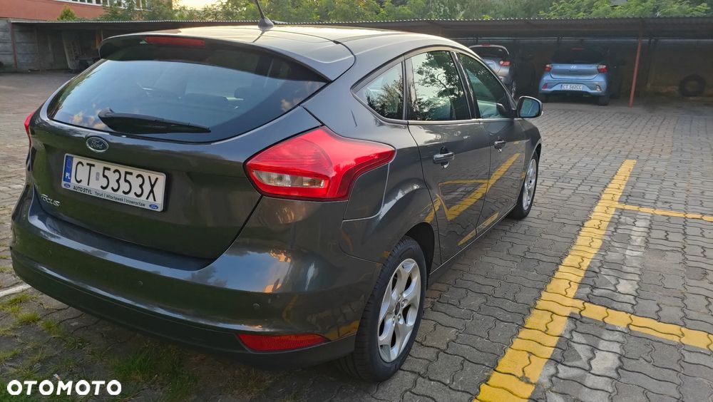 Ford Focus 1.6 Trend - 5