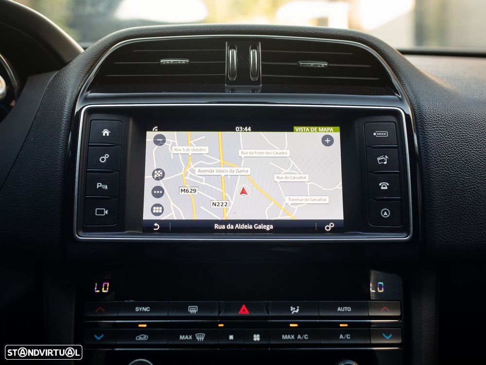 Jaguar F-Pace 2.0 i4D Prestige Aut. - 41