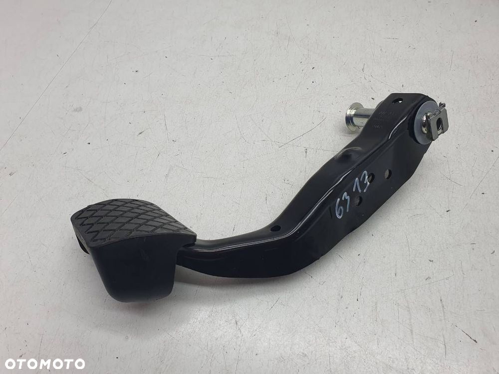 PEDAŁ HAMULCA SKODA OCTAVIA IV