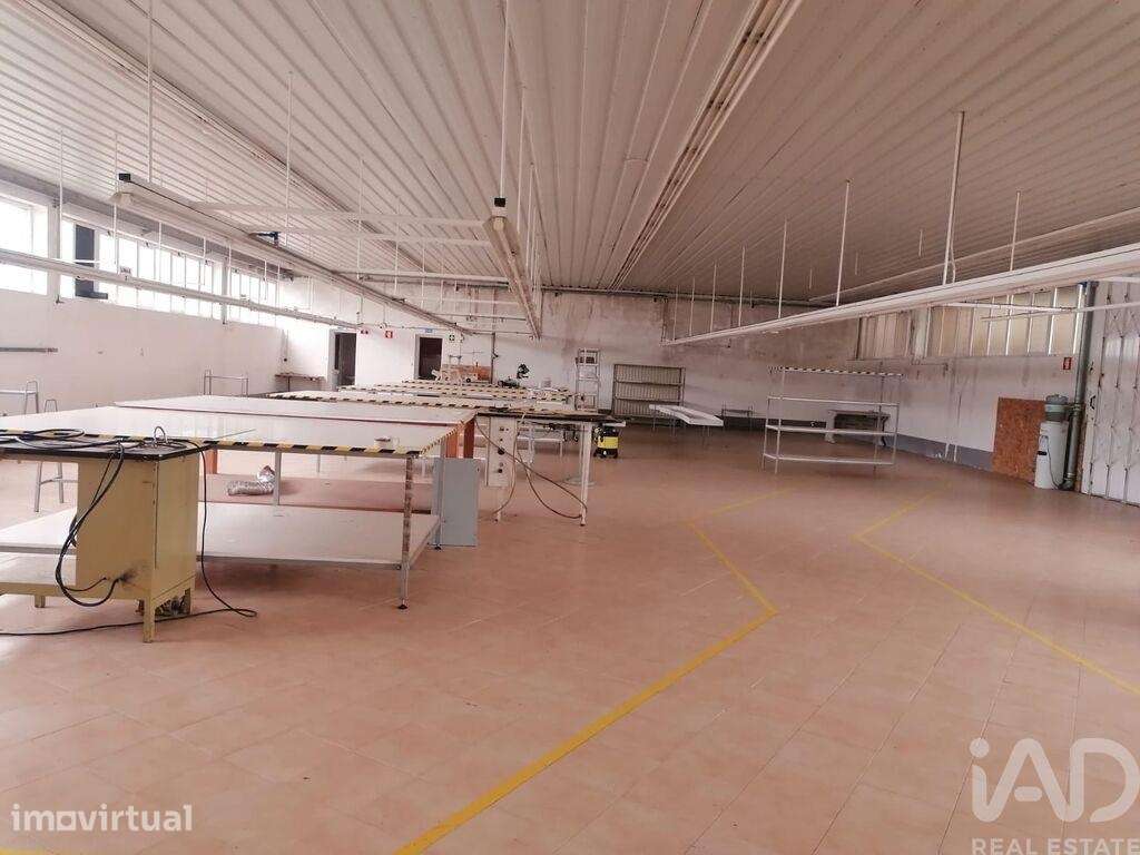 Hangar em Raimonda de 360,00 m2 - Grande imagem: 2/28